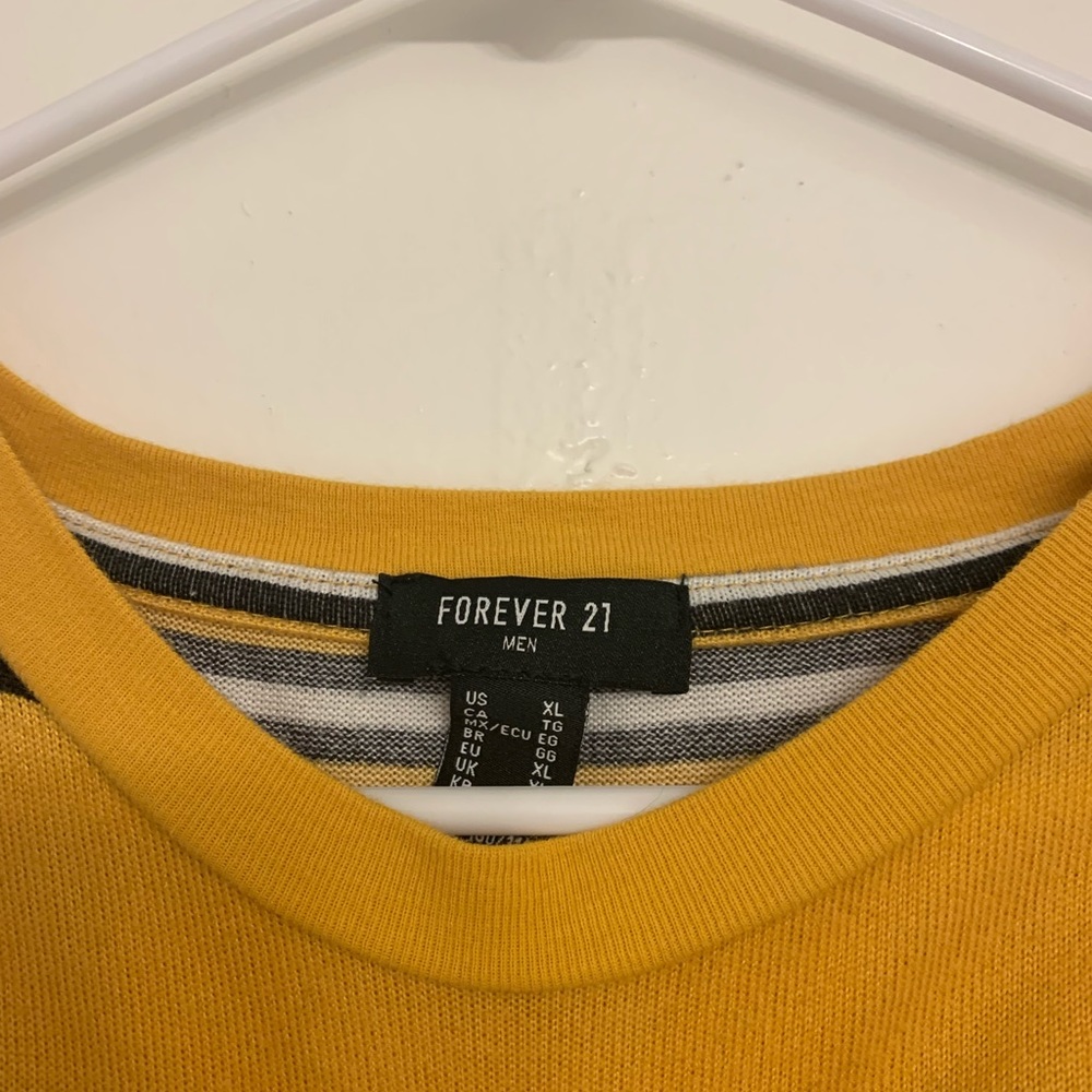 Forever 21 men’s striped shirt